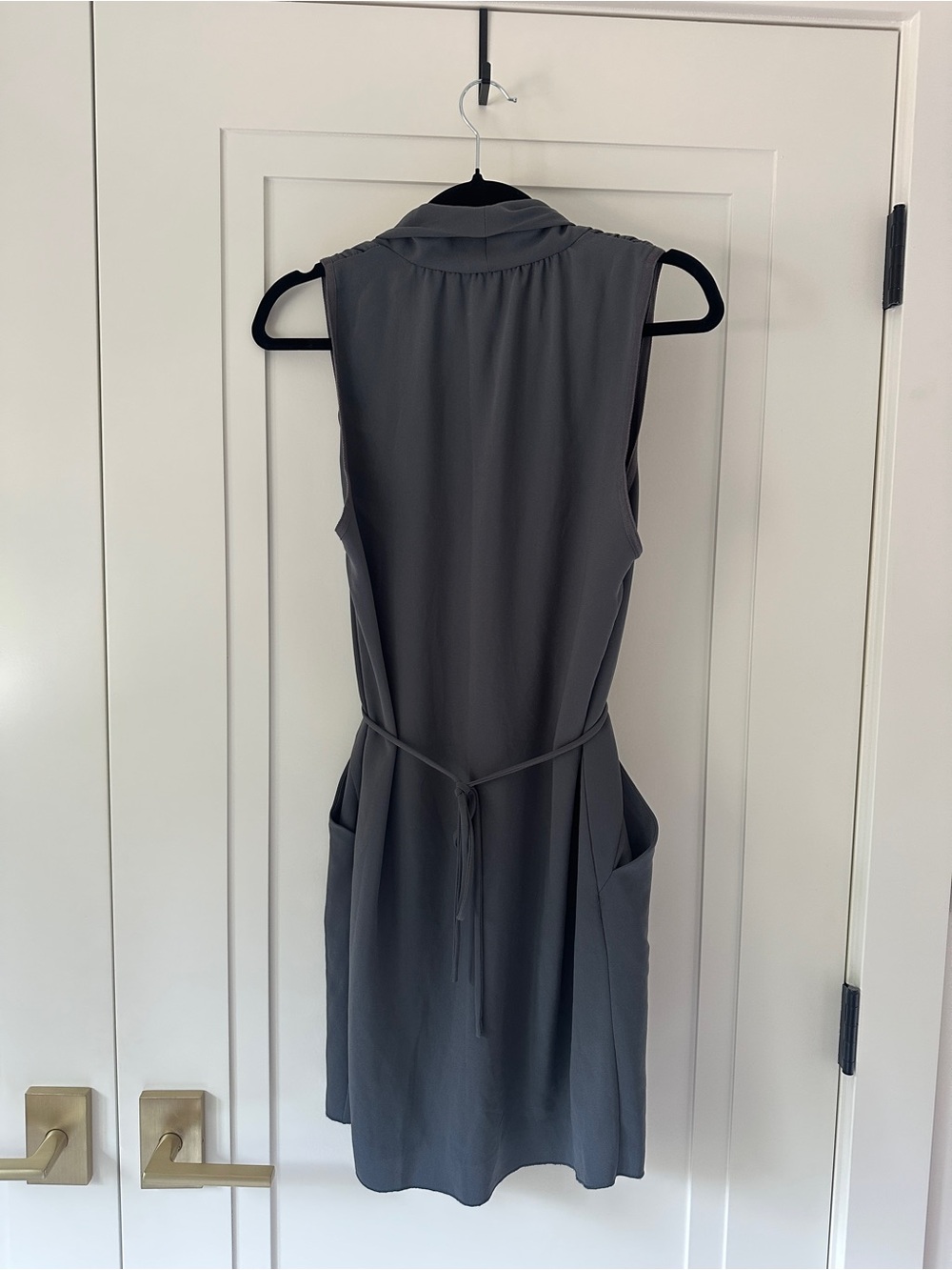 Wilfred Sleeveless Wrap Dress with Pockets | Medium - Picture 2 of 5